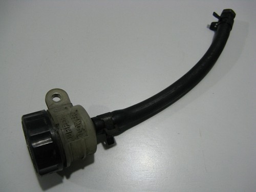 Brake fluid reservoir
